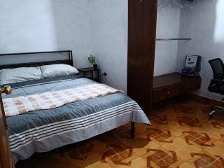 Cerca de Piramides y UDLA - 1