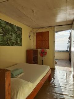 Pescador View - Beachfront ,Extensions & nearby the Ocean Hostels & Restaurant Moalboal - 9