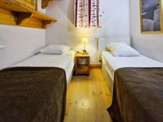 Résidence Roselend - Charmant appartement de 3 pièces situé dans une résidence au village du Chantel, proche des pistes et avec piscine. MAE-4441 - 6