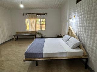 Muvule Entebbe Guesthouse - 2