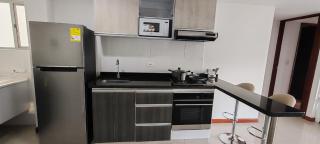 Apartamento en Las Quintas Cerca de Centros Comerciales, WiFi y Parqueadero - 1