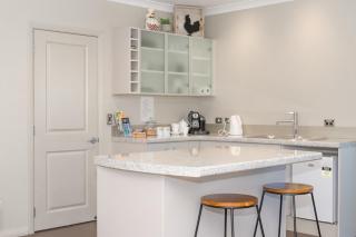 Parnwell Villa Apartment - The Tropical Oasis - 2