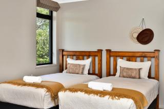 Parnwell Villa Apartment - The Tropical Oasis - 5