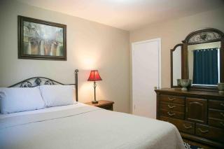 Paradise By The Park - 3 bd and 1 ba Family Getaway - 5