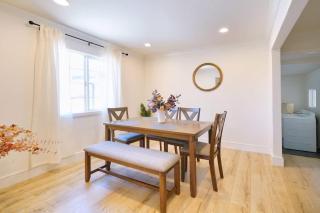 Marbella Lane - Vibrant 4BR RWC Ldry - 8