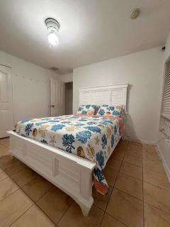Serene 1-bedroom apartment with AC in Lehigh Acres, Florida - 7