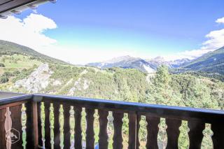 Résidence Corniche - En étage supérieur avec une belle vue dégagée sur les montagnes. MAE-4953 - 4