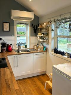 Modern Cabin With Panoramic Views In Aukland - 6