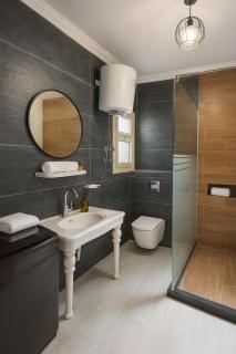 Two Icons One Balcony Pyramids and Grand Museum View - 7