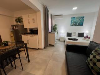 Condo great location - 1