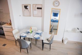 Studio at the Water’s Edge – 5 Min to SeaWorld - 8