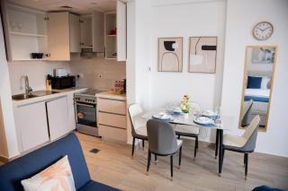 Studio at the Water’s Edge – 5 Min to SeaWorld - 7