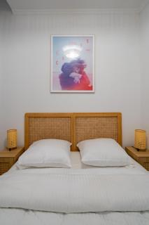 Charming 2P ideally located - Garibaldi & Port - 3