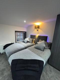 Luxury Modern 3bed 3en-suites | Central Reading |4 - 4