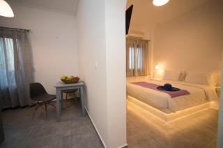 Markakis Studios Fira Town - 1