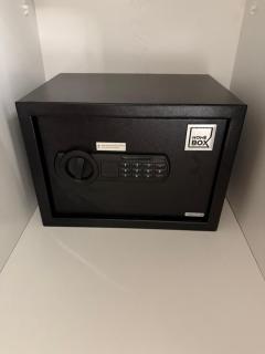 Cozy Stylish 3BR Duplex Near Cleveland & Galleria Mall - Brand New - 6