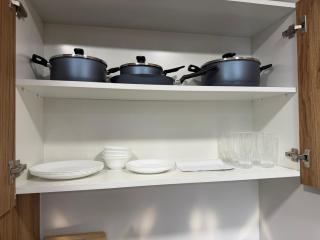 Cozy Stylish 3BR Duplex Near Cleveland & Galleria Mall - Brand New - 4