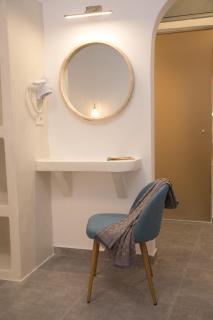 Markakis Studios Fira Town - 3