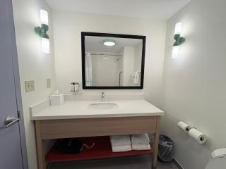 Garner Hotel Mahwah by IHG - 3