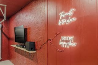 5 Minutes to Beach Heated Pool Karaoke Spacious 4 Bedrooms, 2 Baths - 7