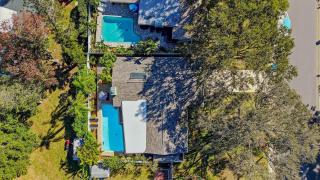 5 Minutes to Beach Heated Pool Karaoke Spacious 4 Bedrooms, 2 Baths - 5