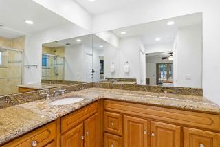 5 Minutes to Beach Heated Pool Karaoke Spacious 4 Bedrooms, 2 Baths - 2