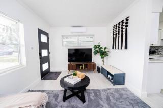 Close to the Action, Peaceful When You Return - 0