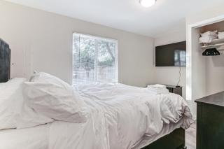 Walkable Haven 1 Mi to Dtwn Phoenix and Chase Field! - 2