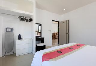 RinFin Beach House - Bangtao - 6