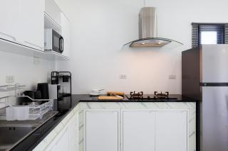 RinFin Beach House - Bangtao - 9