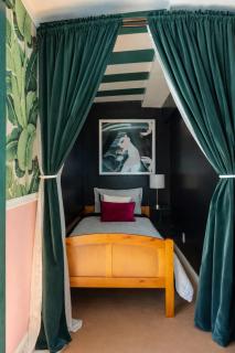 Mid-Century Modern Home in Beautiful La Quinta - 1