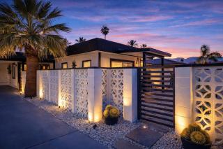 Mid-Century Modern Home in Beautiful La Quinta - 4