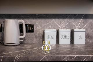 Belgrave Stay - SJA Stays - Modern 2 Bed Apartment - 1