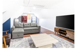 Modern Loft 4 - 5 Min Walk to Cleveland Clinic - 4