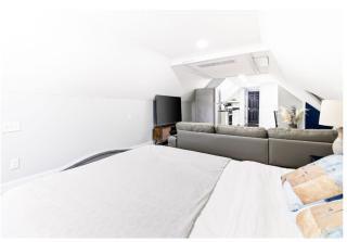 Modern Loft 4 - 5 Min Walk to Cleveland Clinic - 3