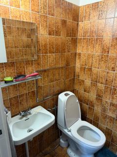 Spacious Cosy Apartment - 4