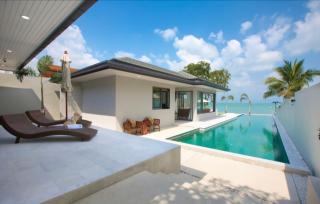 BOARDROOM BEACHFRONT RESiDENCE - 9