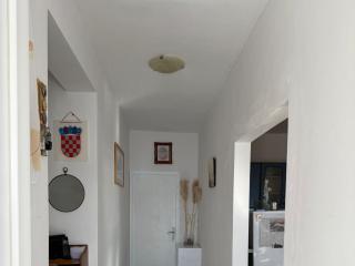 Apartmani Cihorich - Two Bedroom Apartment with Pool - 0