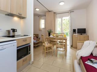Solenzara Holiday Home with Garage - 1