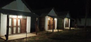 Paramount Safari Cottage - 1