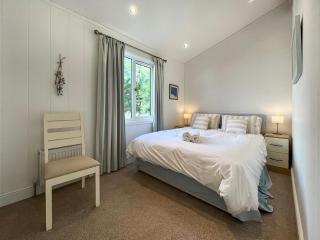 19 Salcombe Retreat - 2