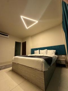 Soho Scarab Pyramids View - 4