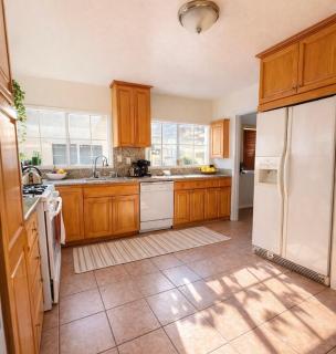 The Ardmore Home Share - 6