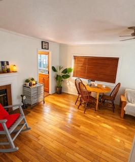 The Ardmore Home Share - 7