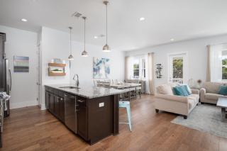 Seacrest Paradise Spacious 4 bedroom retreat in Inlet Beach, perfect for 13 guests - 4