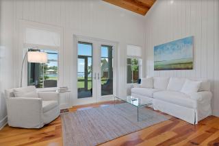 Bayfront Bliss Luxe 2BR Retreat with Stunning Views in Santa Rosa Beach - 2