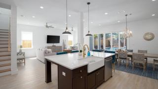 Experience luxury at Four Suns, an 8-bedroom retreat in Destin - 2