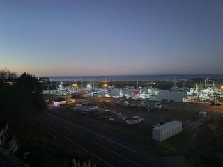 The White Haus - Beach -Wine -Hot tub -Seafood - 1