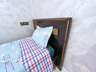 2BR Luxurious Apartment - 2 Min from City Center - 6