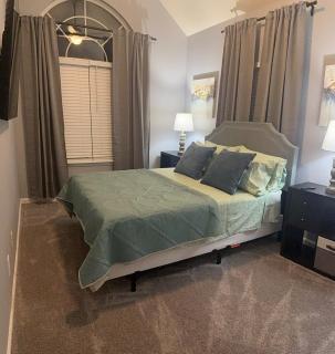 Spacious Home with First Floor King Bed - 8